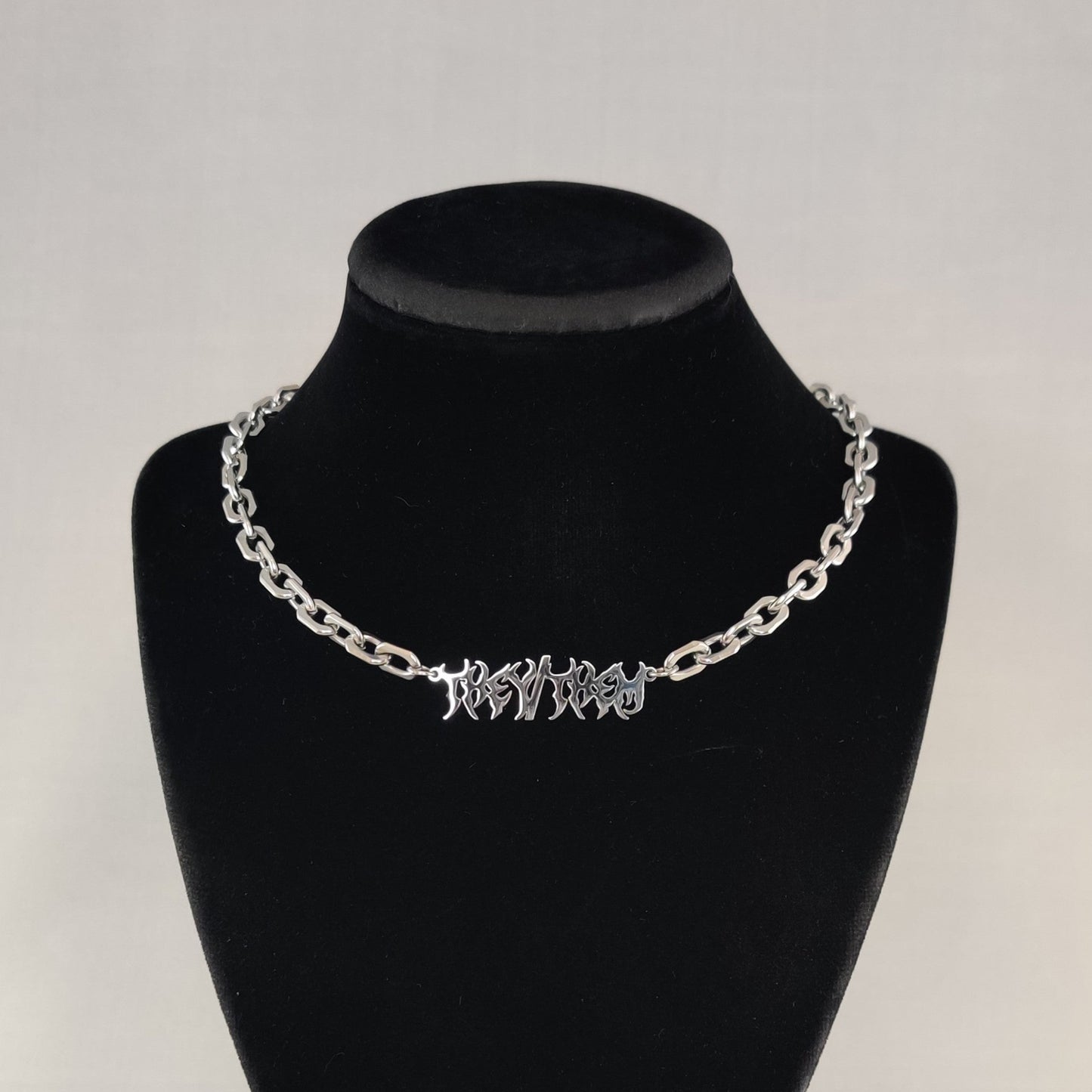 They/Them chain choker