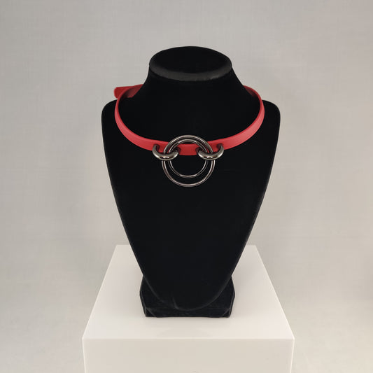 Deep Red O ring choker w/ gunmetal hardware