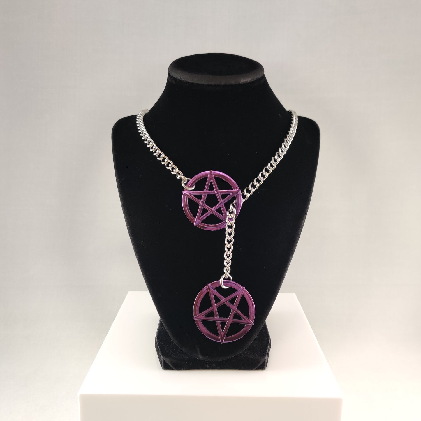 Metallic Pentagram slip chain