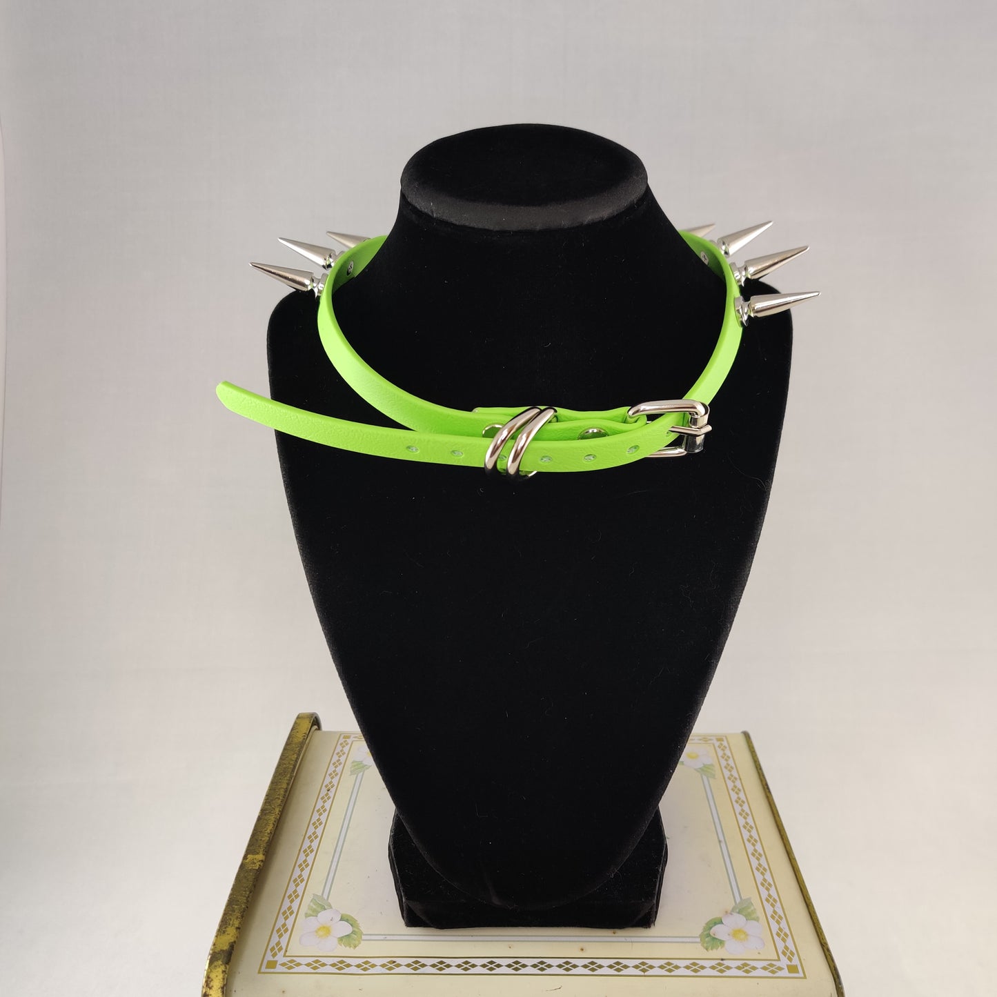 Lime Green O ring choker w/ spikes