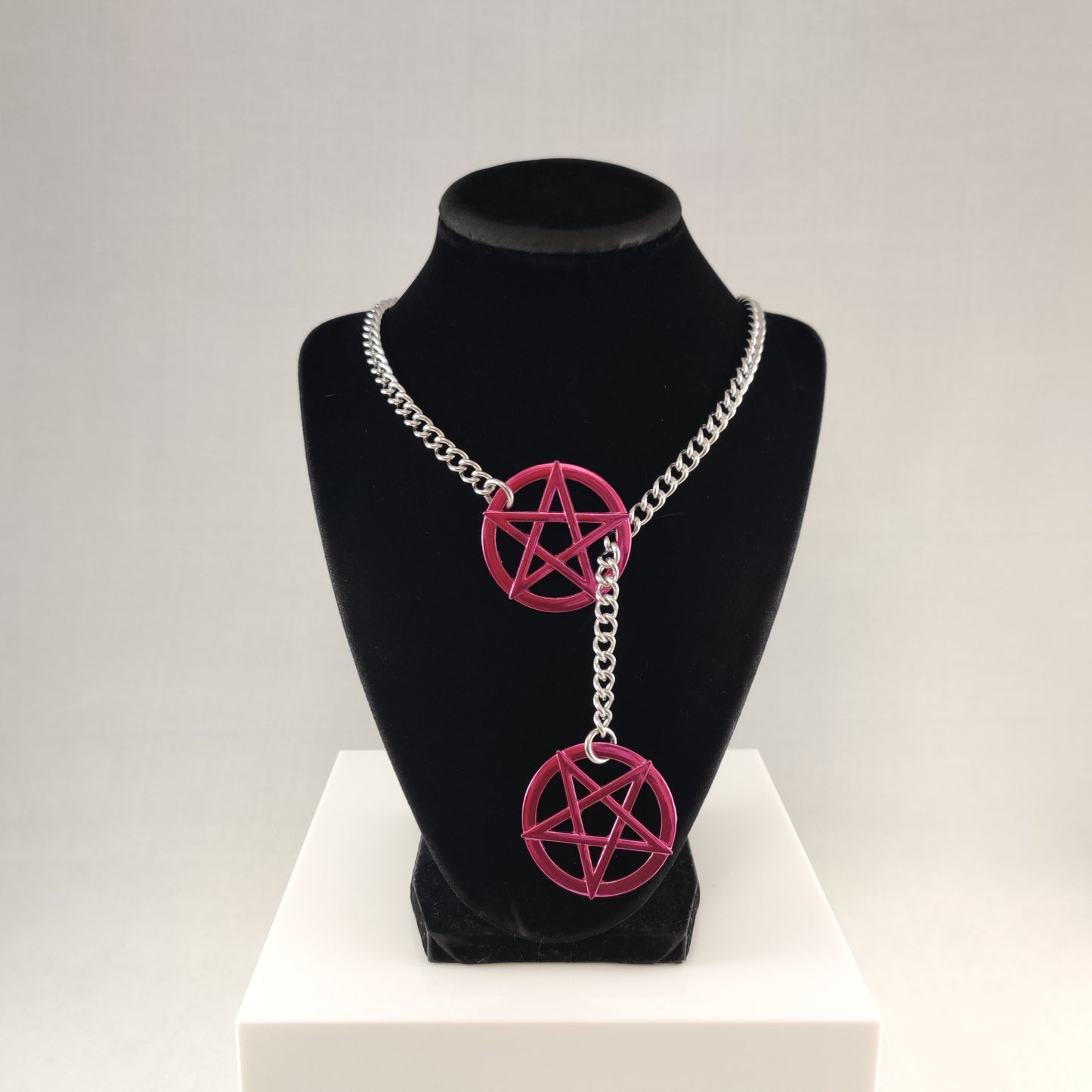 Metallic Pentagram slip chain