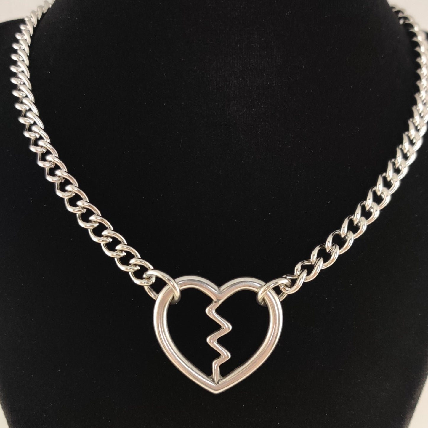 Heart Breaker necklace